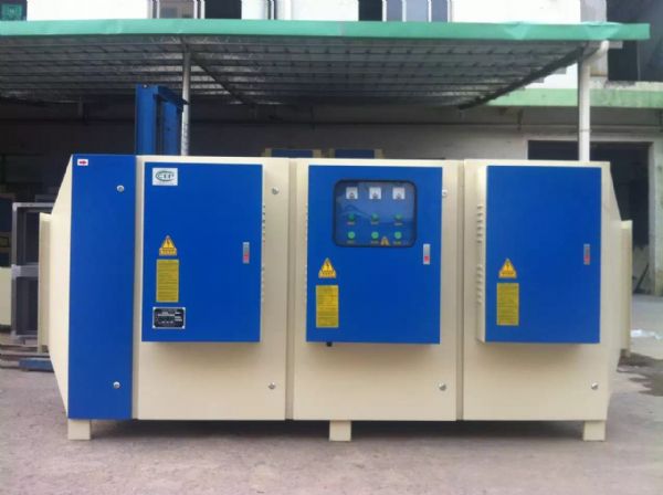 居峰环保专业塑料厂废气处理设备工业有机废气处理设备环保设备定制生产